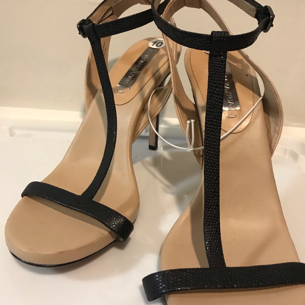 BCBGMAXAZRIA Nude with Black Strap Heels Size 10